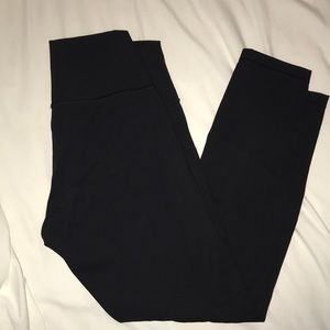 Wander under lululemon leggings